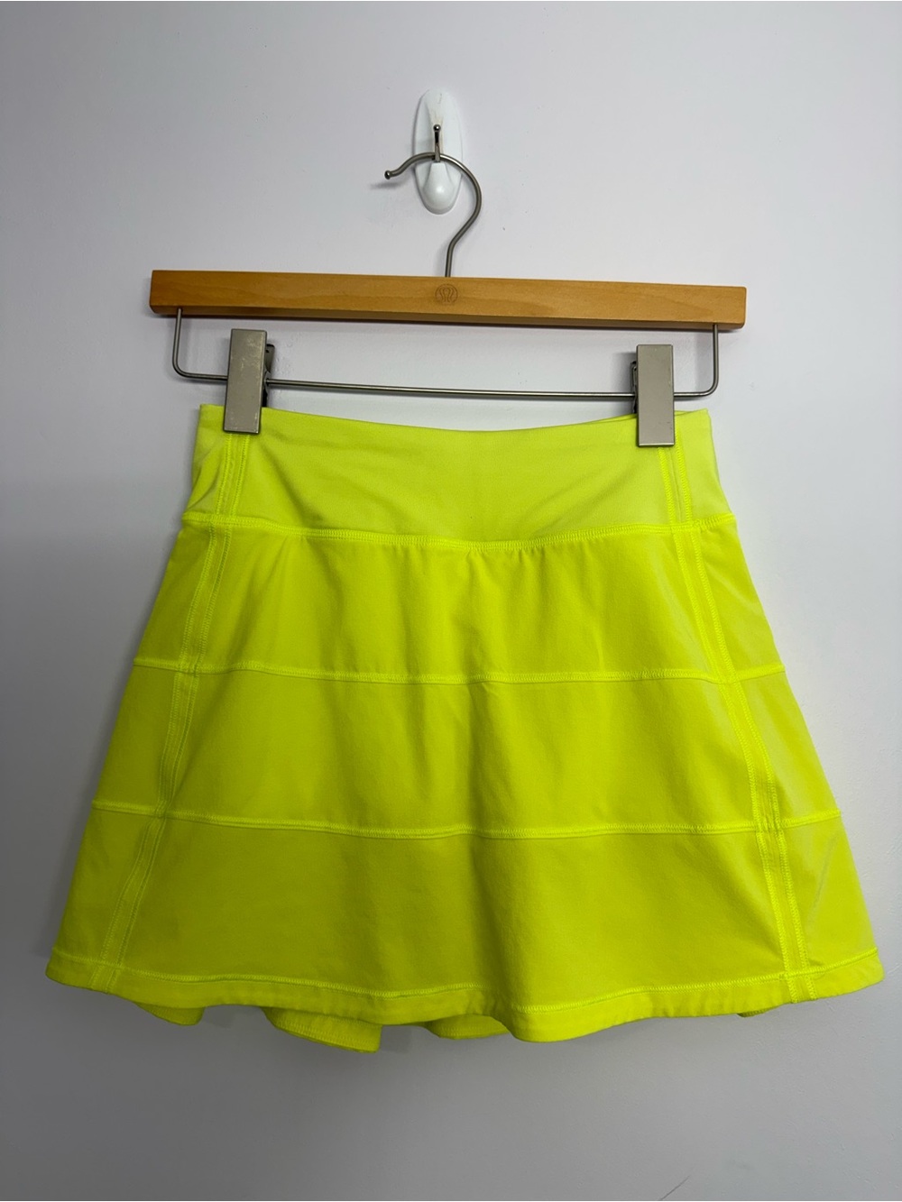 Lululemon Pace Rival Mid-Rise Skirt *Long Electric Lemon Size 0